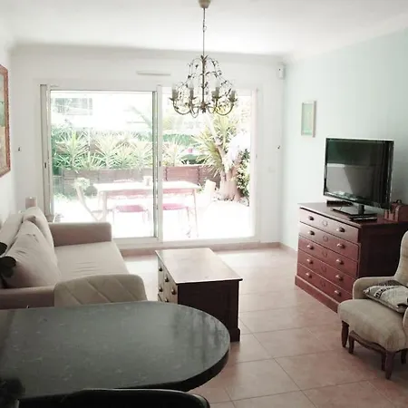 Appartement Le Square Pauline: 4 Prs, Jardin, Parking,